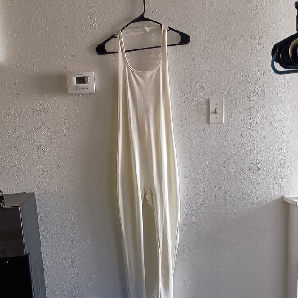 Cream Sleeveless Jumpsuit